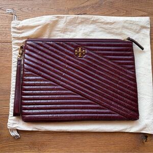 Tory Burch Quilted Wristlet